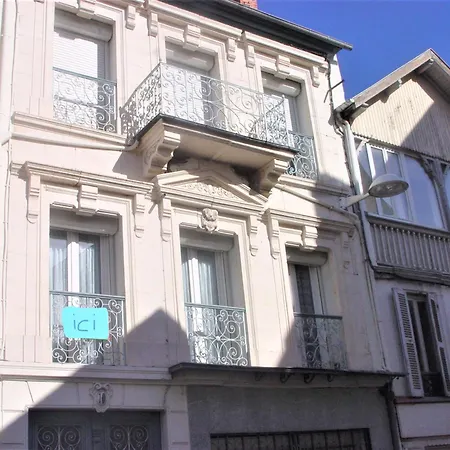 Joli T2 De Bigorre Centre Apartment *